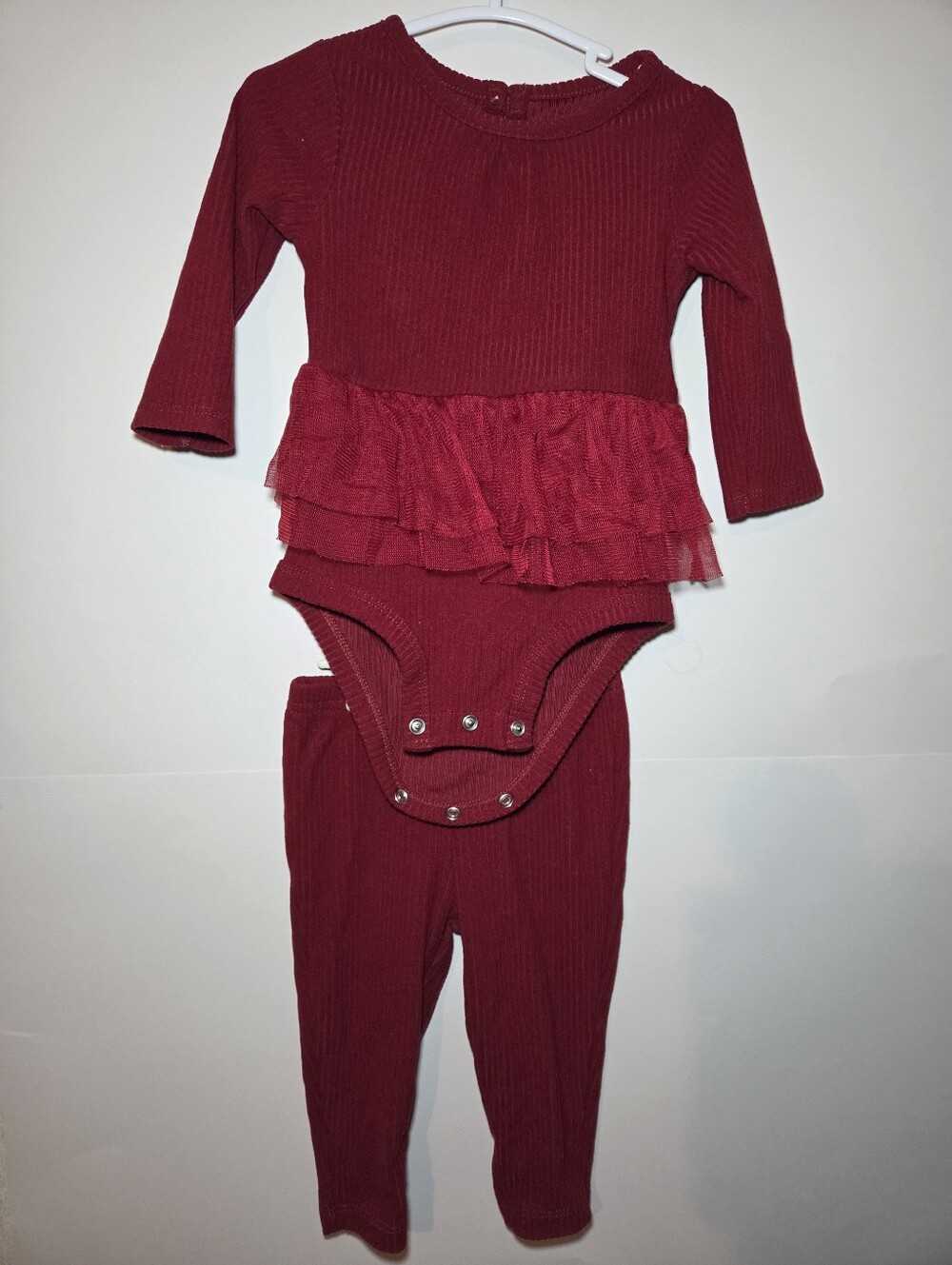 Carter's Baby Long-Sleeve Ruffle Bodysuit and Legging Set - Deep Red 6m